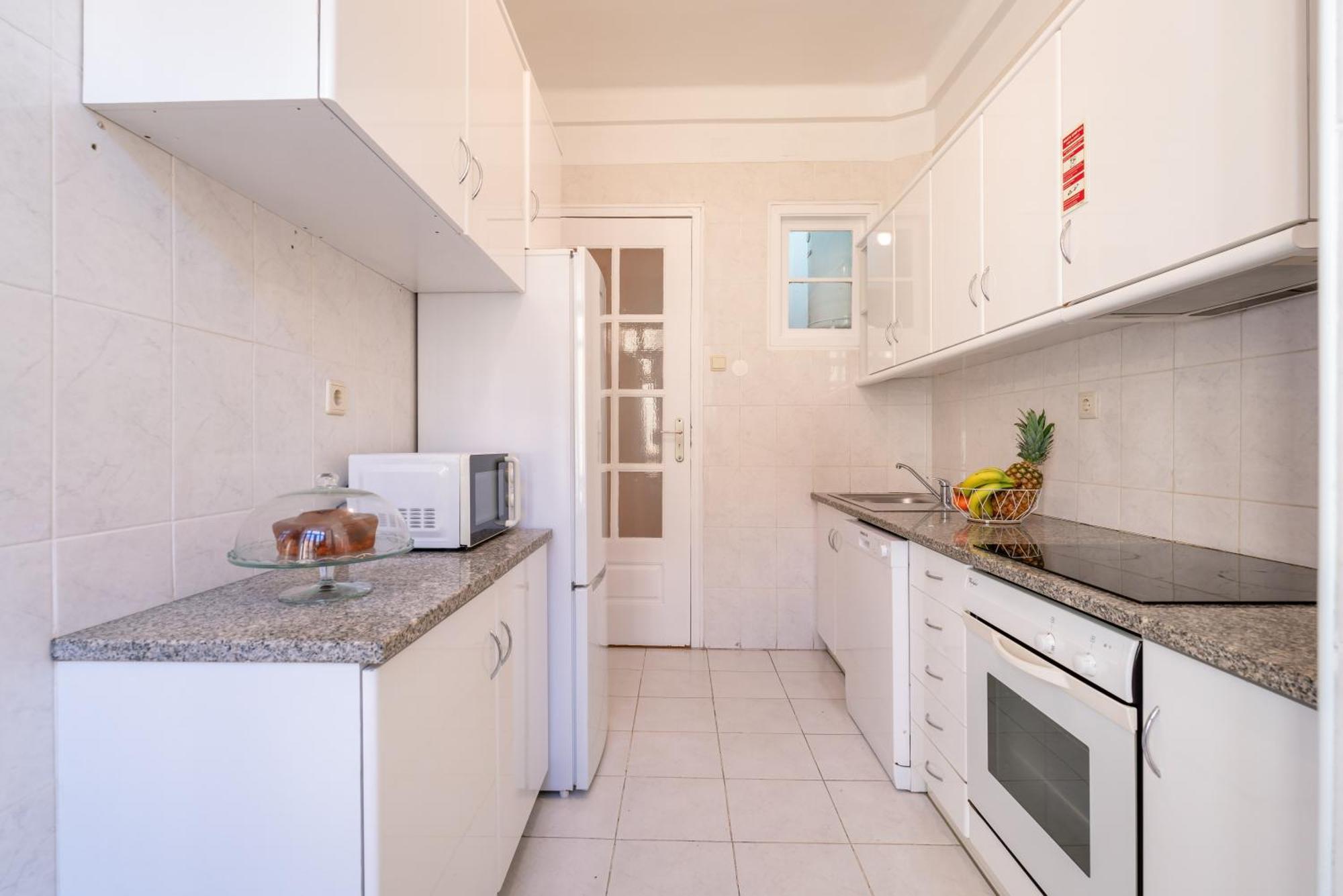 Host Wise - Spacious Comfortable Apartment - Balcony Porto Eksteriør bilde