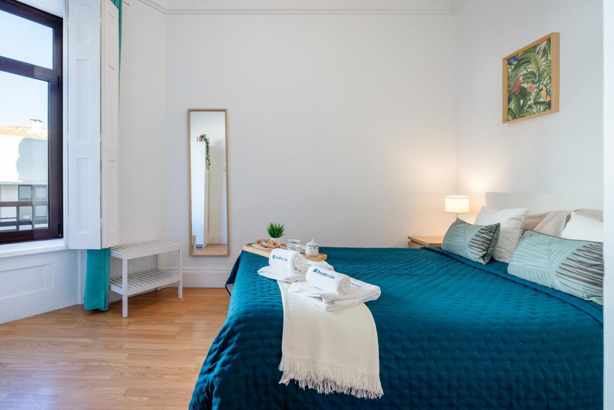 Host Wise - Spacious Comfortable Apartment - Balcony Porto Eksteriør bilde