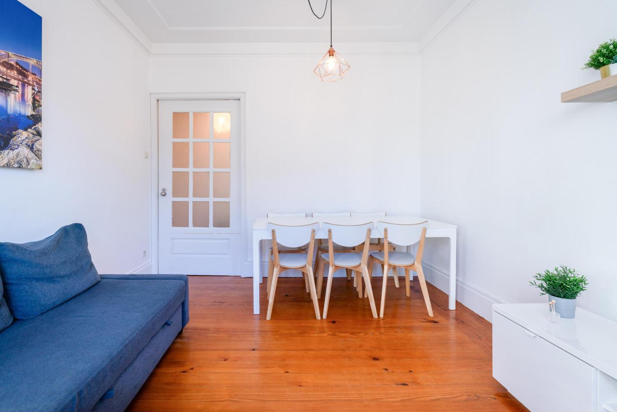 Host Wise - Spacious Comfortable Apartment - Balcony Porto Eksteriør bilde