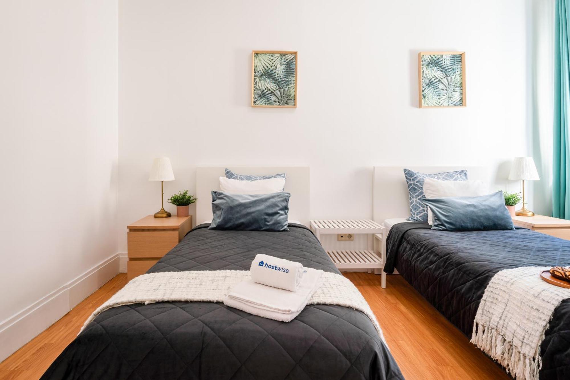 Host Wise - Spacious Comfortable Apartment - Balcony Porto Eksteriør bilde