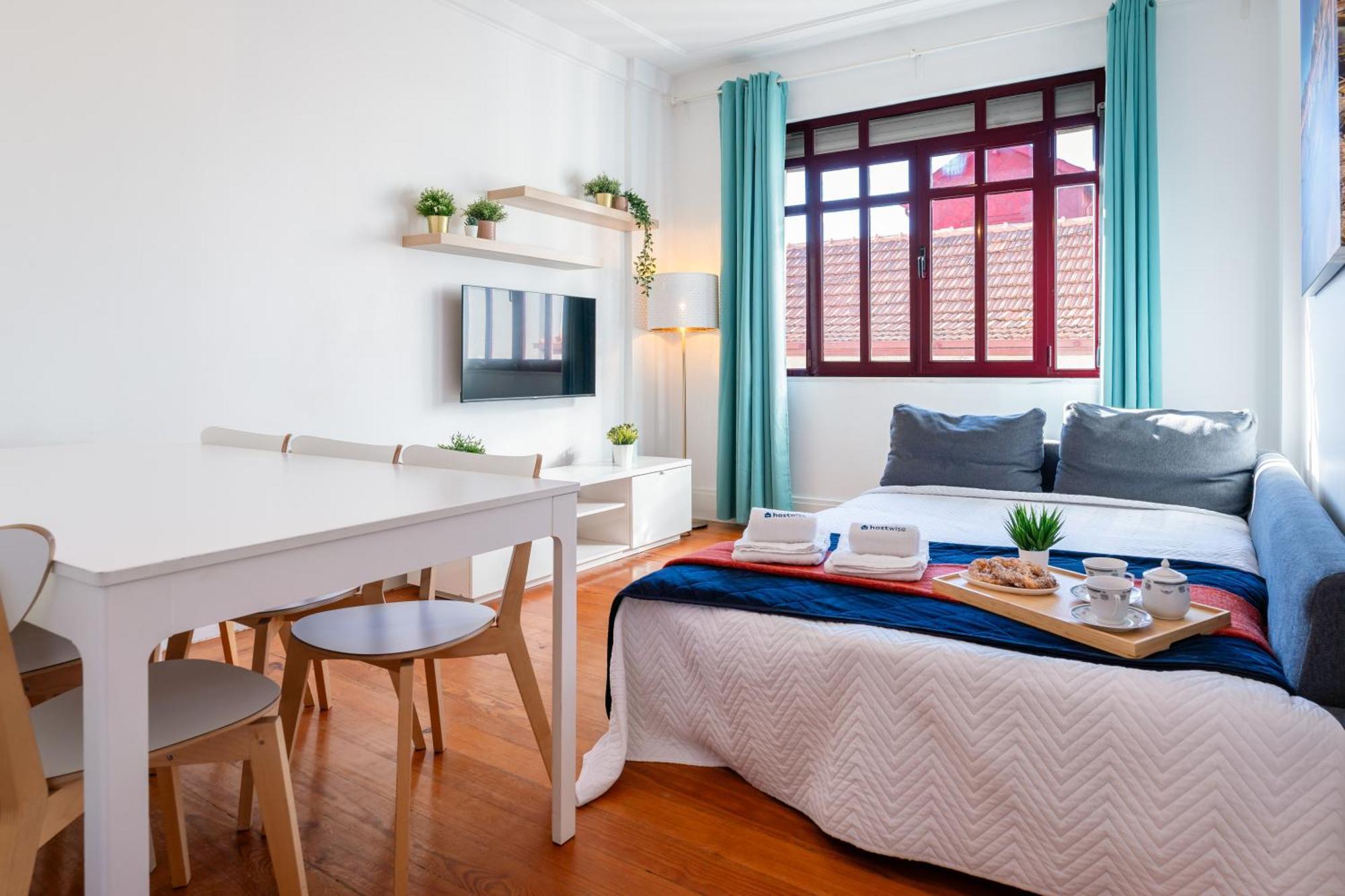 Host Wise - Spacious Comfortable Apartment - Balcony Porto Eksteriør bilde